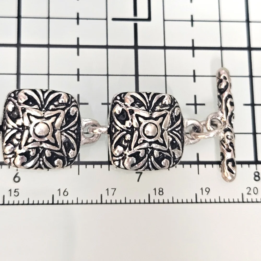Premier Designs Bailey Silver Plated Retired Bracelet